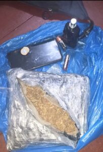 Apresan hombre intentó lanzar droga al interior de centro penitenciario