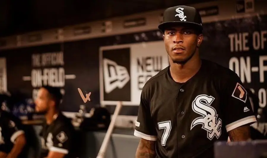 Tim Anderson amenaza a José Ramírez en las redes y luego lo elimina