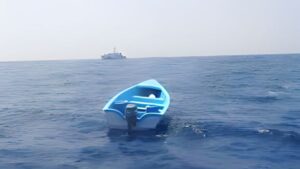 Rescatan mujer tras zozobrar embarcación iba ilegal a Puerto Rico