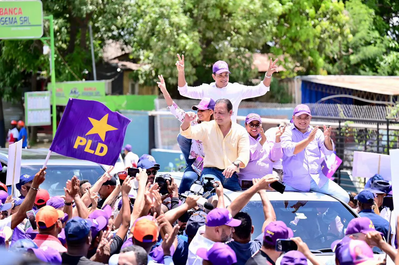 Abel en Montecristi: "Con el PRM, el país se está cayendo a pedazos"