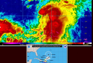 Tormenta Franklin empieza a subir y aumenta velocidad de desplazamiento