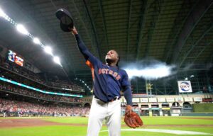 El momento en que Framber Valdez concreta el no-hitter ante Cleveland