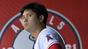 Ohtani no volverá a lanzar en 2023 tras desgarre del ligamento UCL