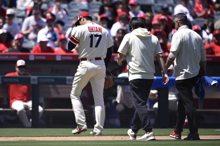 Ohtani no volverá a lanzar en 2023 tras desgarre del ligamento UCL