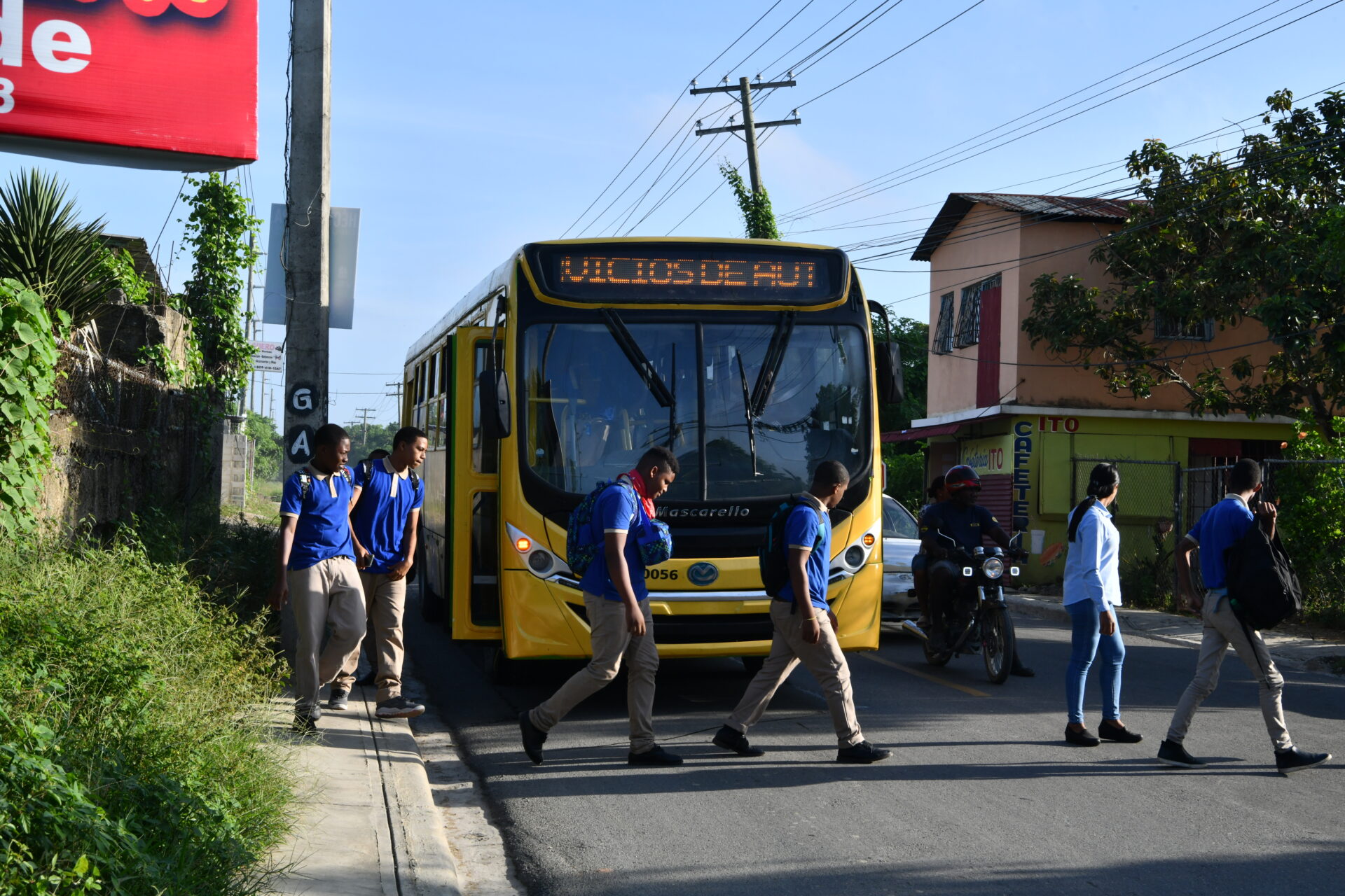 El uso del transporte escolar es tímido en los primeros días de clases
