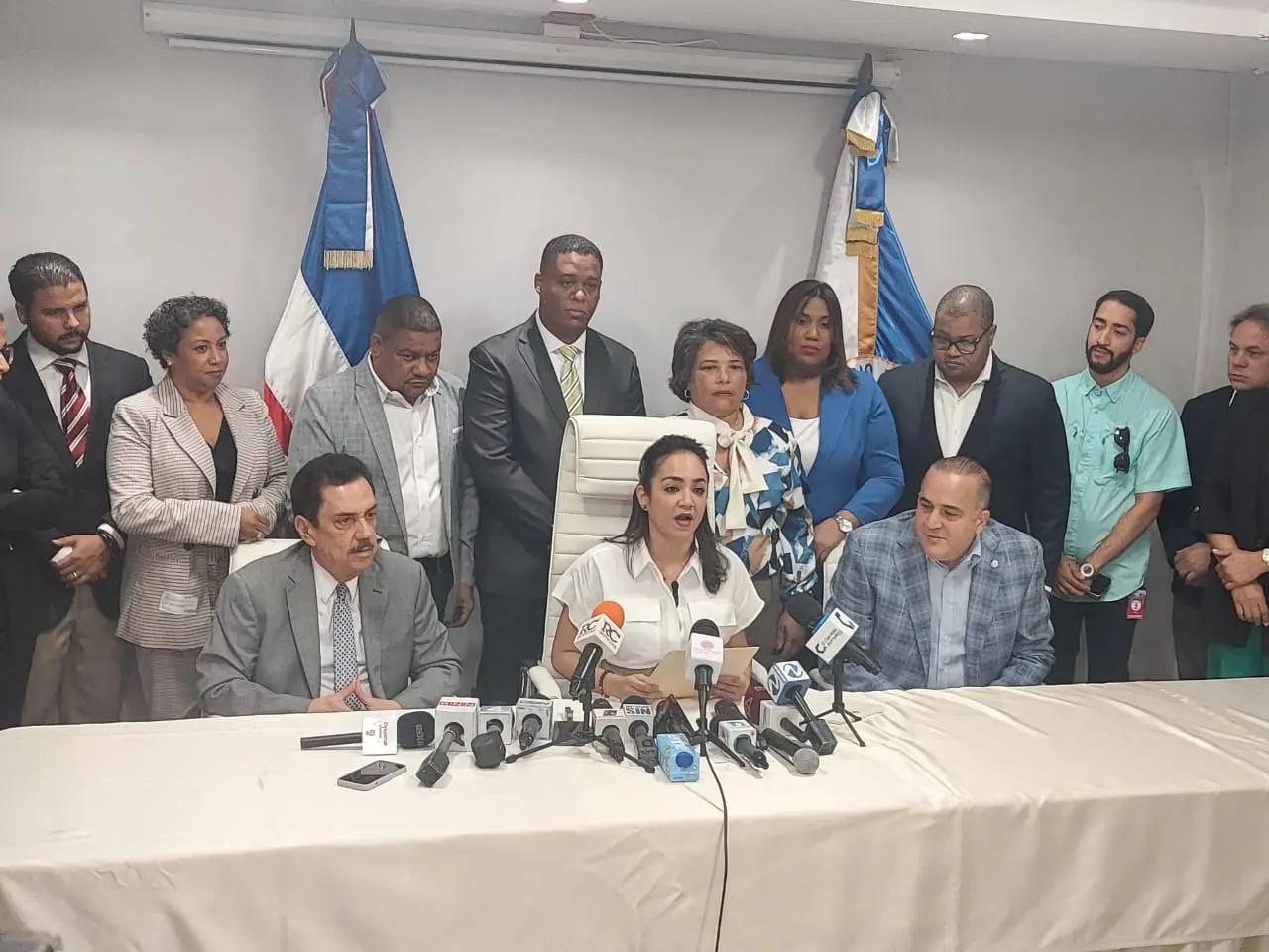 Ante rumores, Faride ratifica aspiraciones como senadora del Distrito