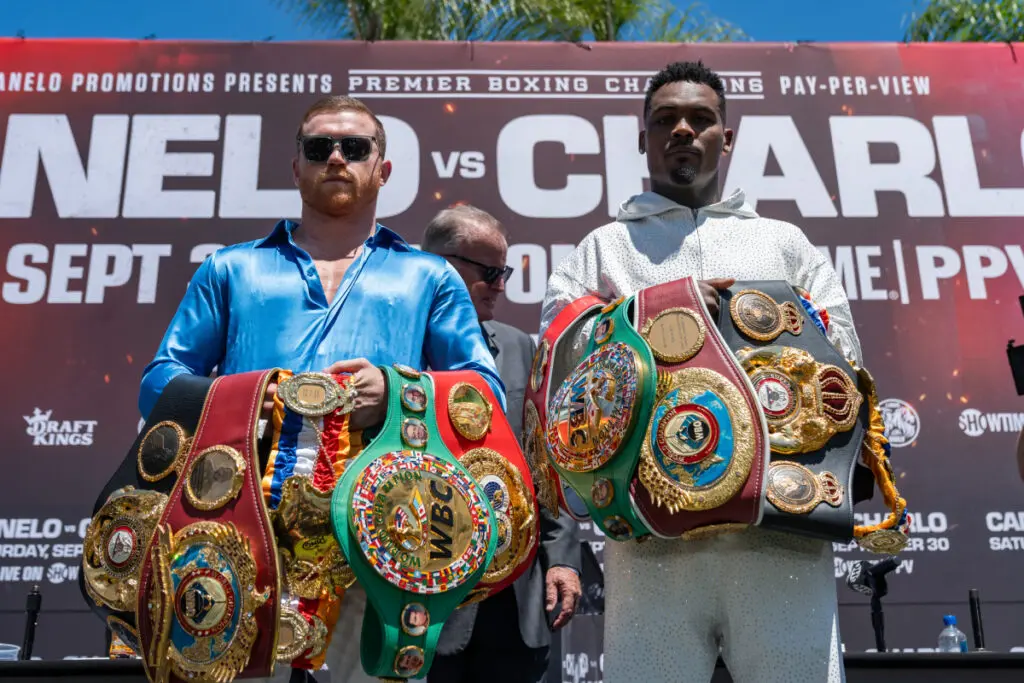 Canelo Álvarez y Jermell Charlo: ¿A qué hora y dónde ver la pelea?