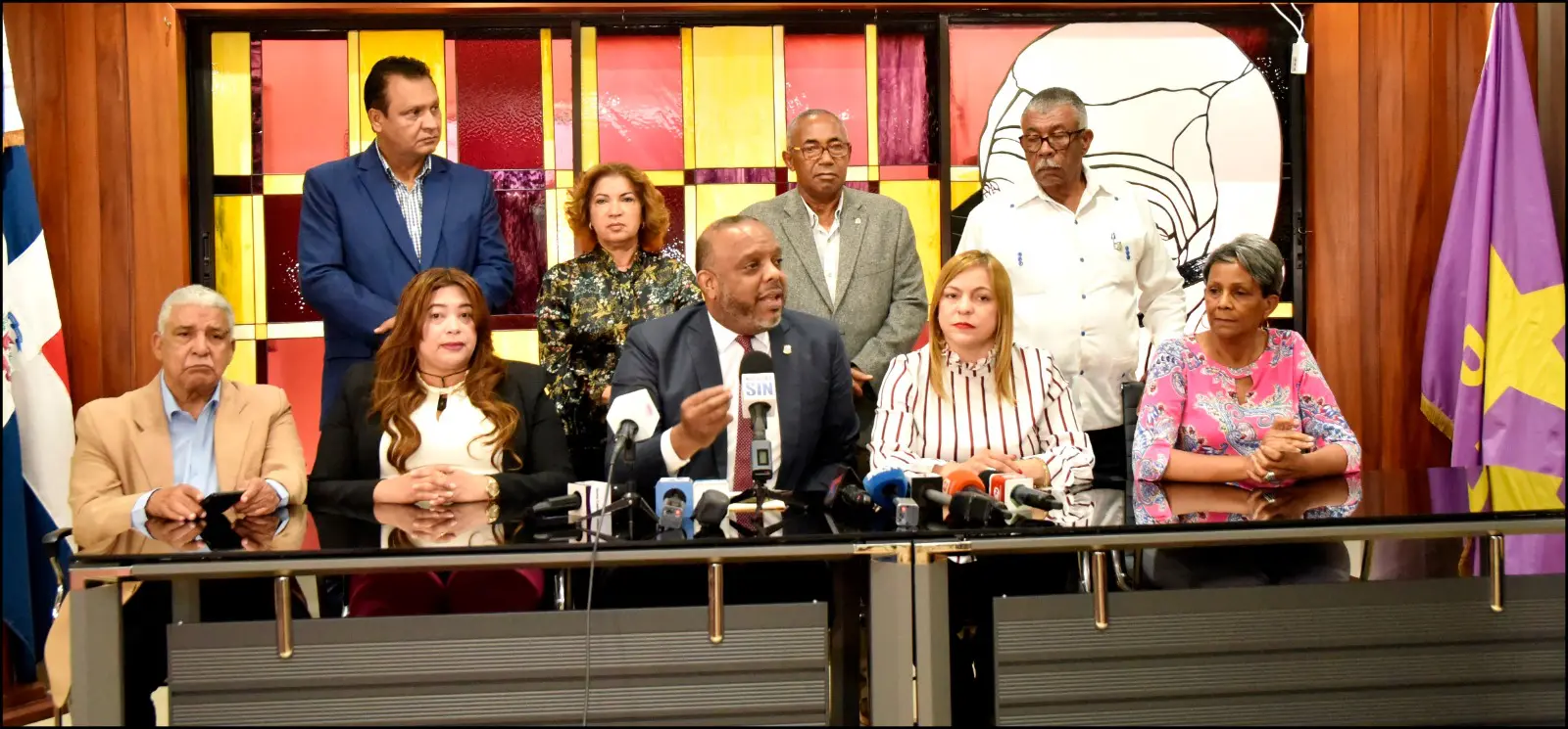 Diputados PLD reclaman al gobierno no seguir castigando a la población