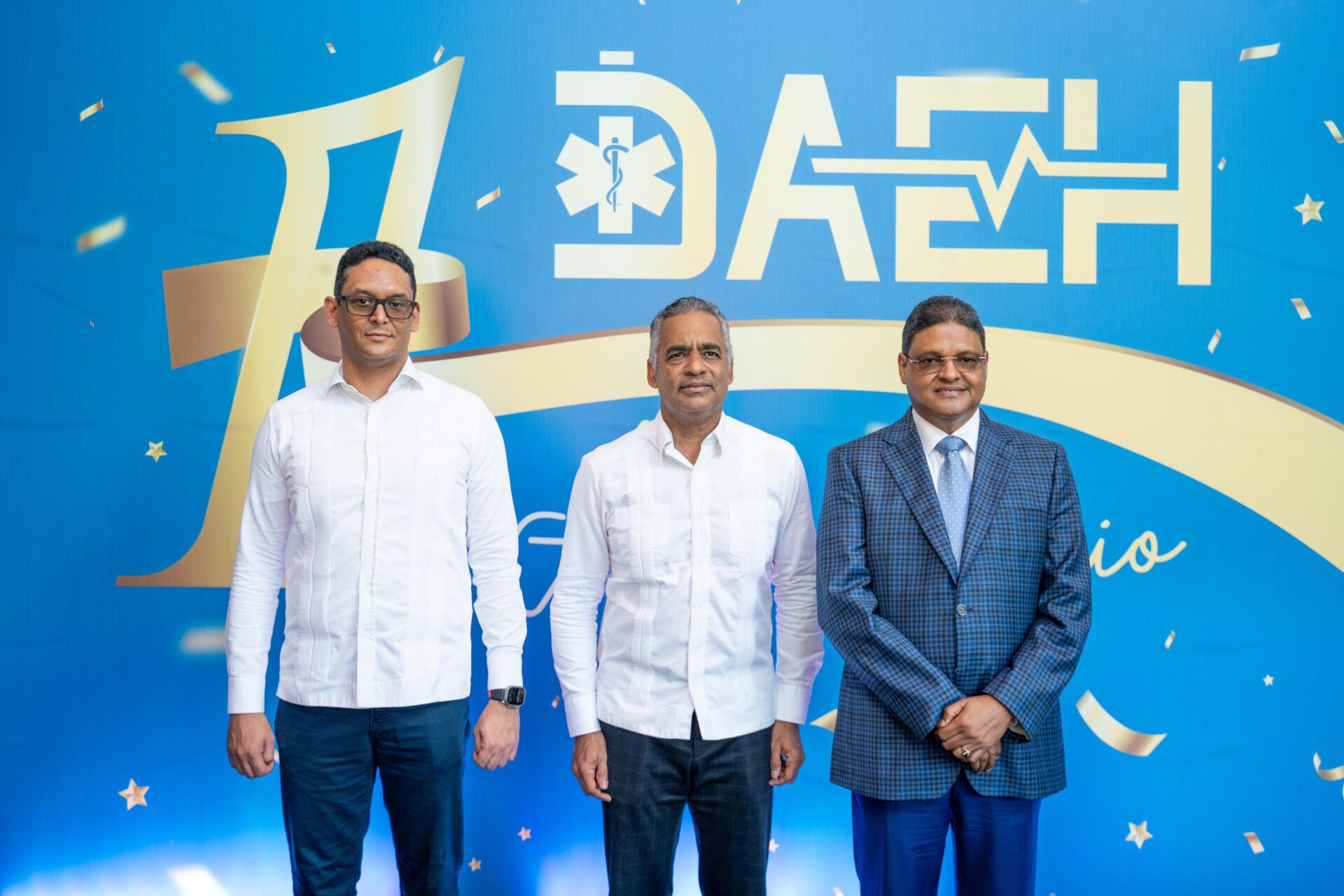 Gobierno entregará 150 ambulancias a la DAEH el próximo año