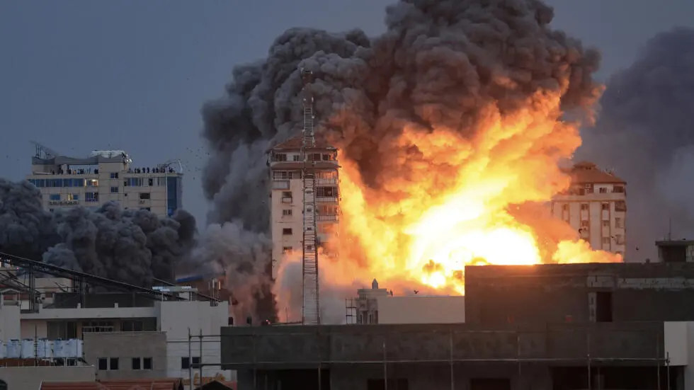 Más de mil muertos en el segundo día de guerra entre Israel y Gaza
