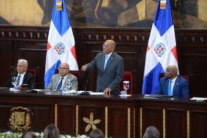 Cámara de Diputados reconoce al magistrado Milton Ray Guevara