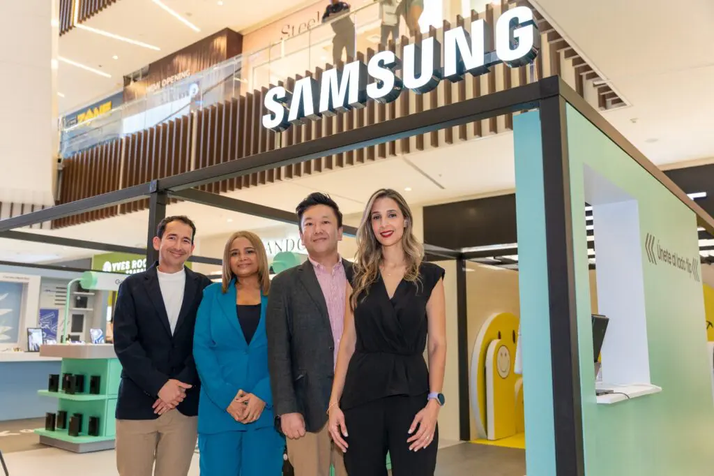 David Castillo, Clara Francisco, Won Choi y Carolina Guzmán