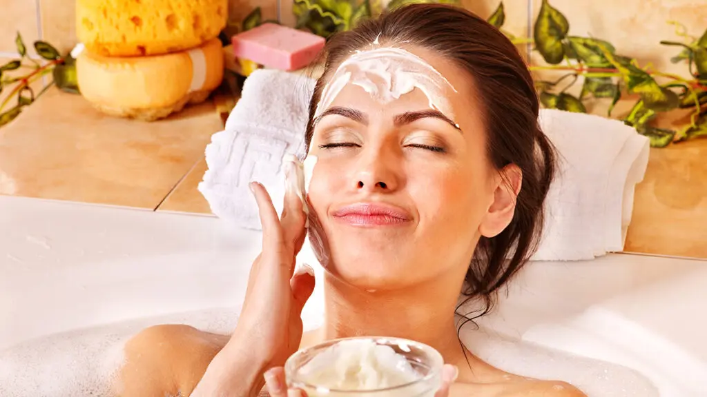 Mascarilla de Maicena: receta casera de belleza para una piel más joven