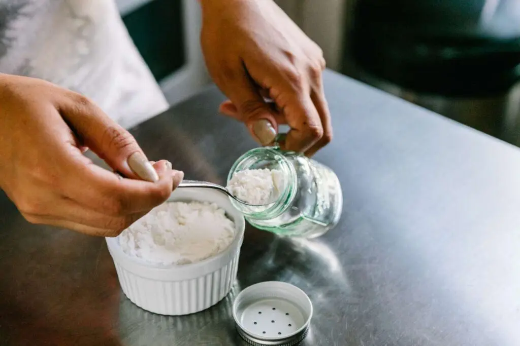 Mascarilla de Maicena: receta casera de belleza para una piel más joven