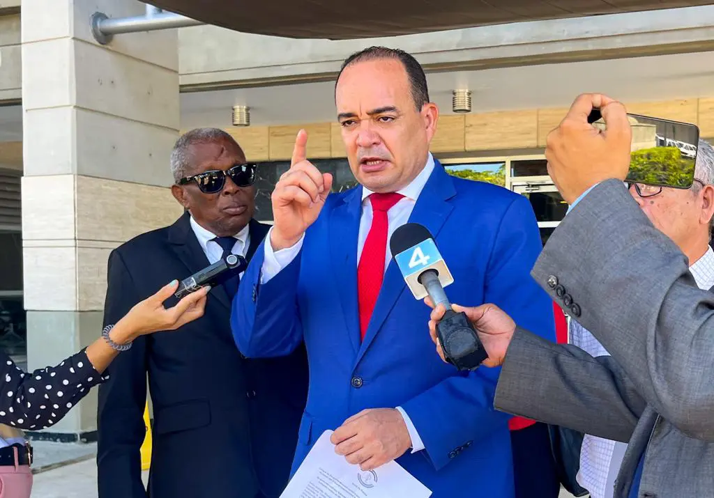 Abogados denuncian aprestos para manipular designación jueces TC