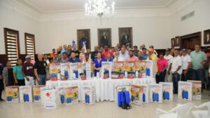 Gobernadora y autoridades refuerzan medidas contra dengue en Santiago