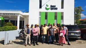 Productores Monte Plata denuncian van a la quiebra por cierre frontera