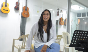 Gladys Carpio, profesora de música y fundadora del Hogar de Música Bella Vista. JHONNY ROTESTAN