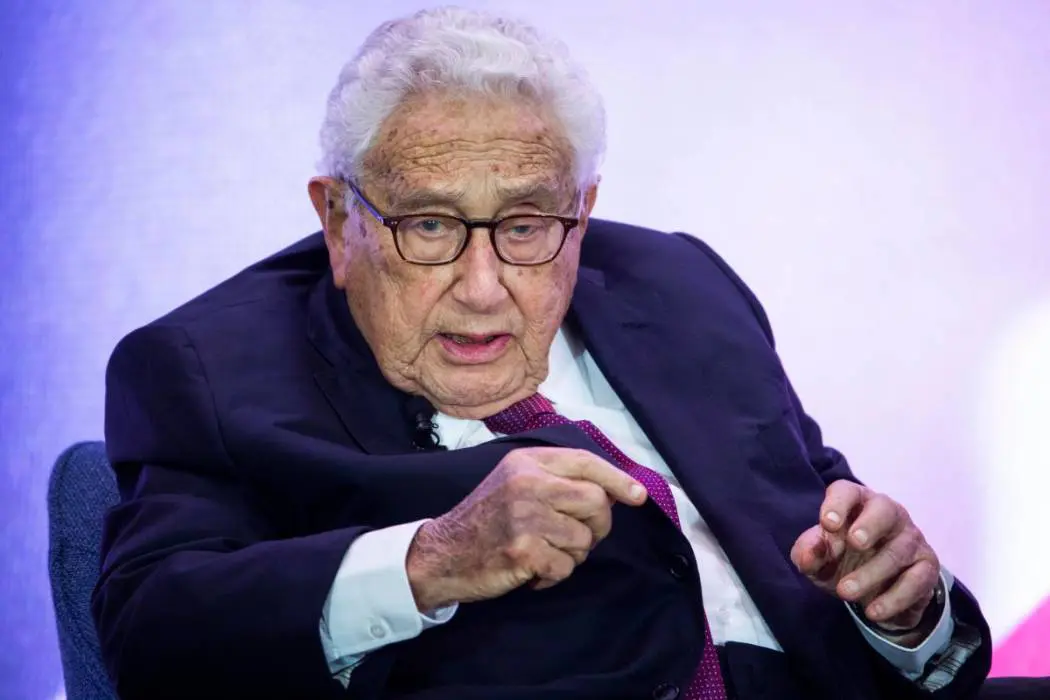 La comunidad internacional destaca influencia y autoridad de Kissinger