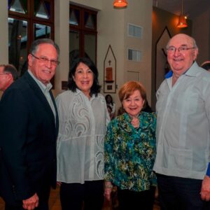 Marcel Morel, Elizabeth Ovalle de Morel, Irma Frank y Richard Frank. FUENTE EXTERNA