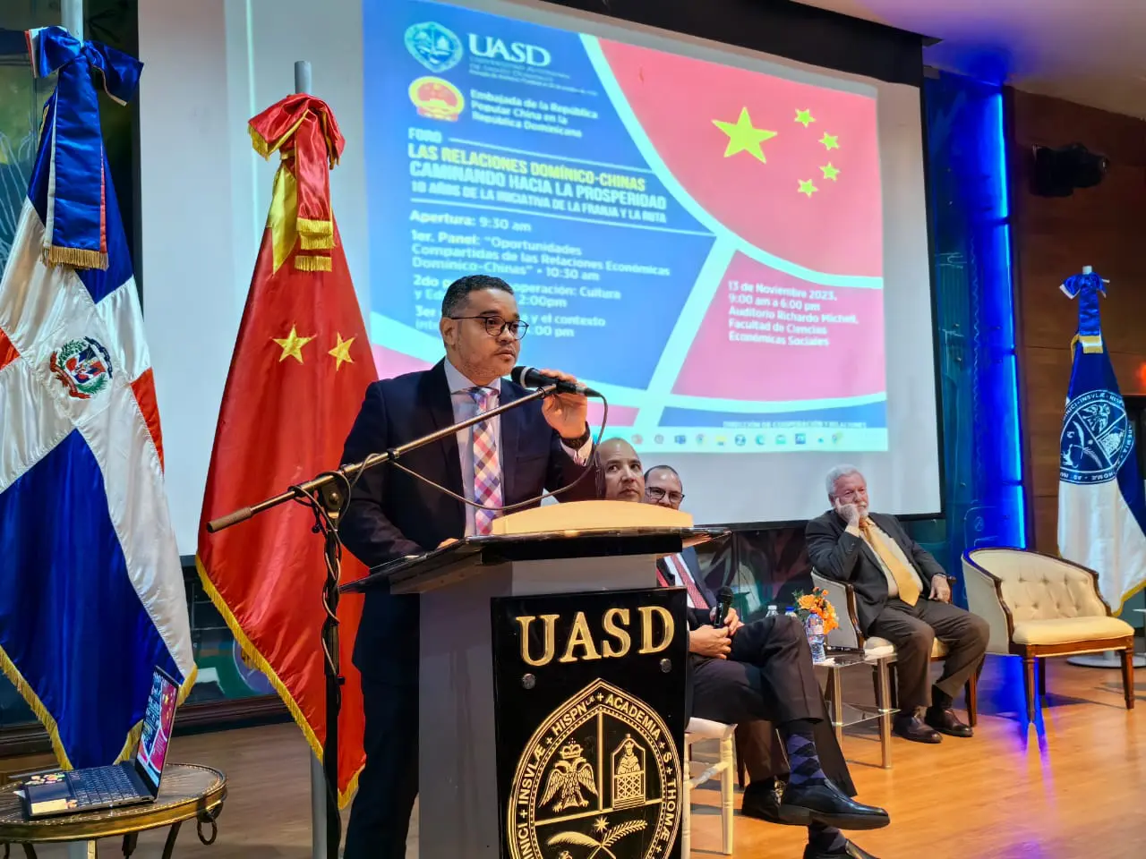 Cendoesch afirma que China ejercerá un papel de liderazgo en el nuevo esquema geopolítico global