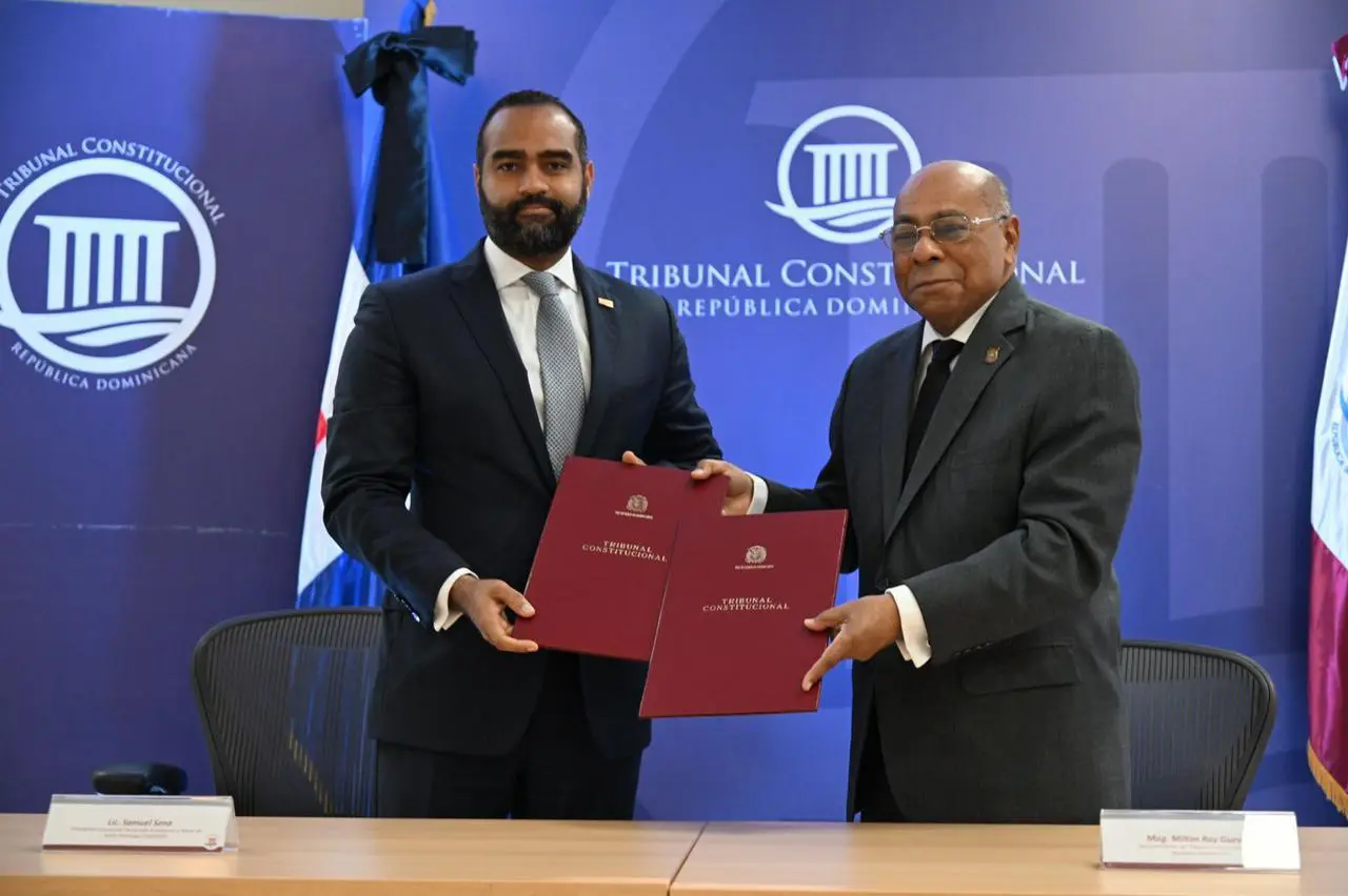 TC y CODESSD firmaron acuerdo para fomentar estudio Constitución