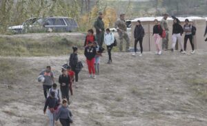 Más de 2 millones de personas han llegado a frontera sur EEUU en 2023