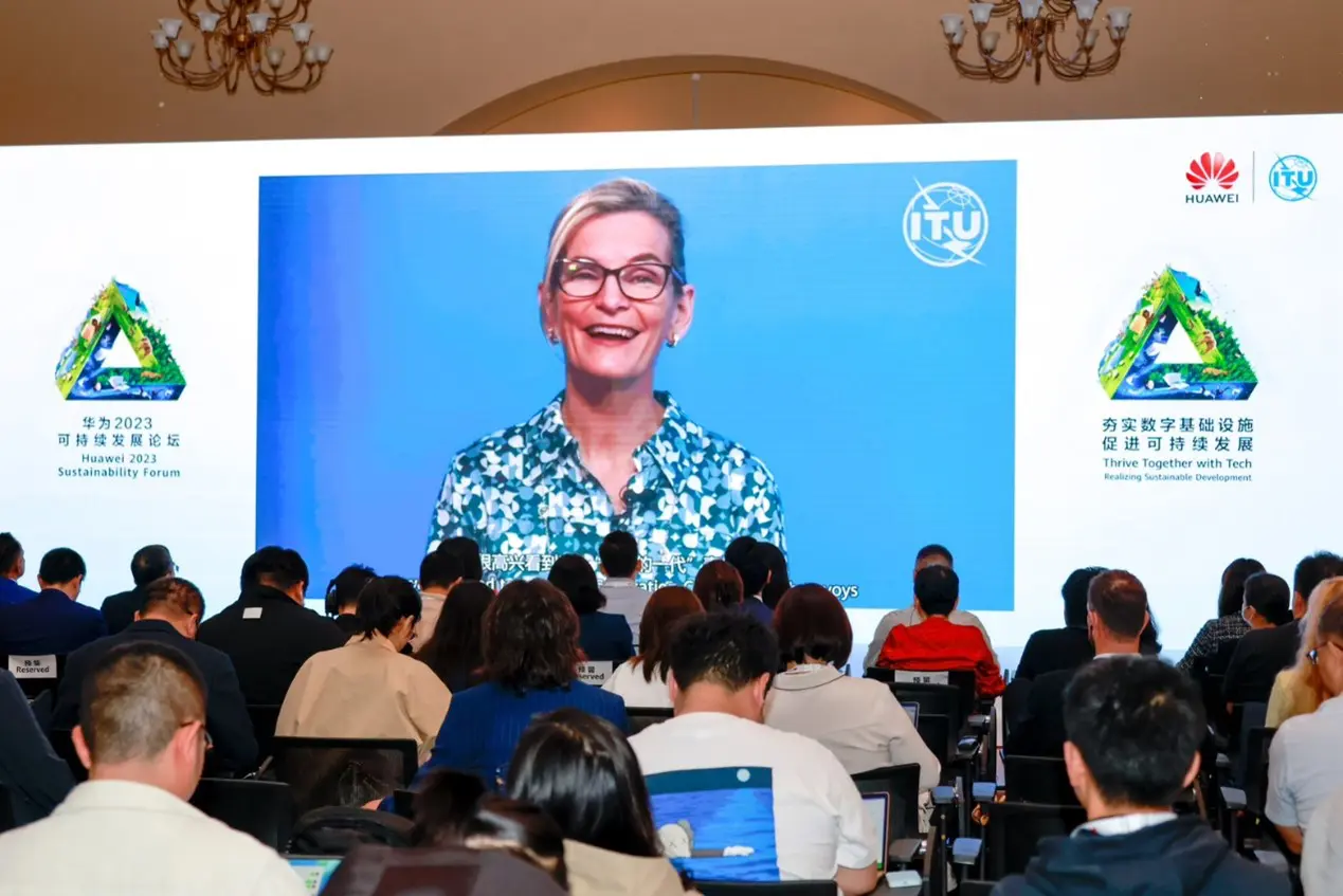 Doreen Bogdan-Martin, Secretaria General de la UIT, dio un discurso de apertura