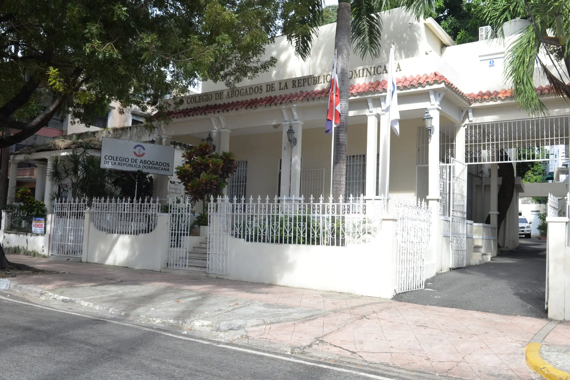 TSA ordena retiro de policías de las instalaciones del Colegio de Abogados