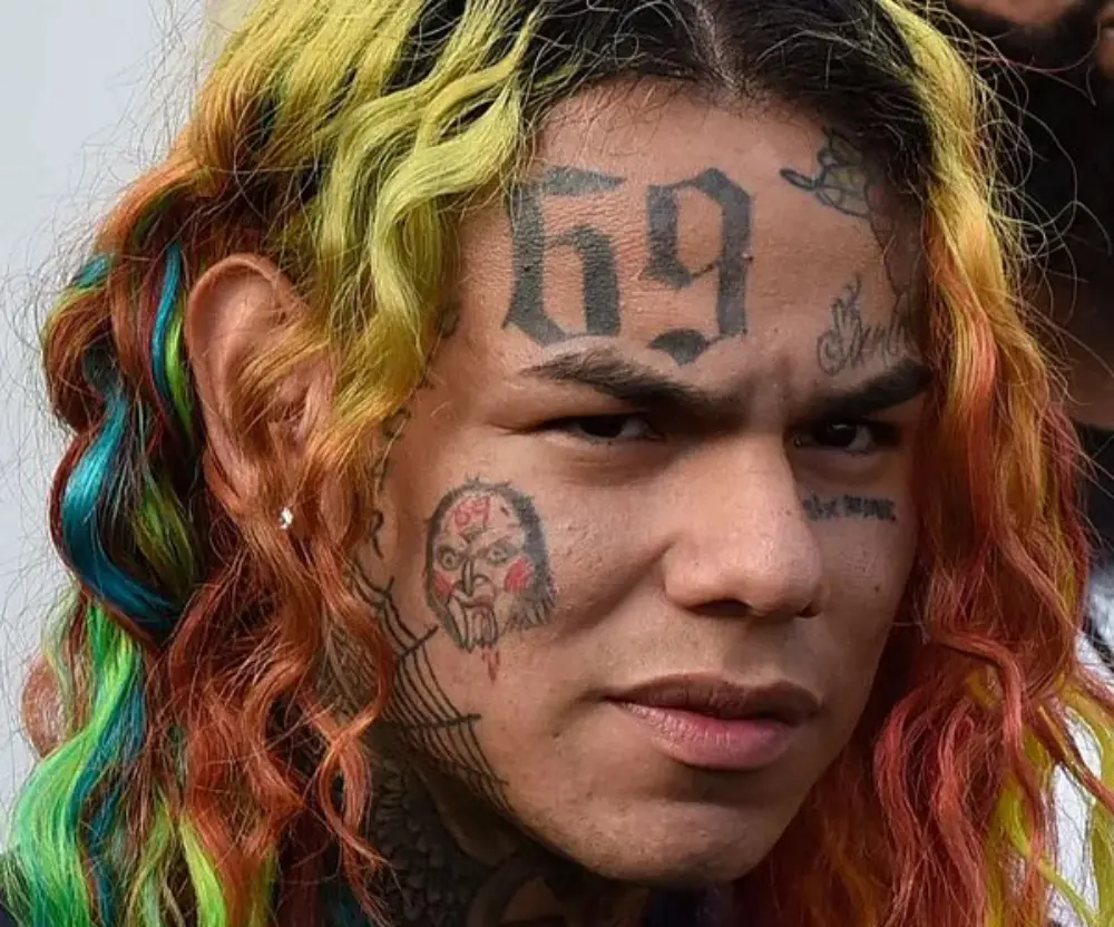 Tekashi logra nuevo permiso del tribunal para salir otra vez del país