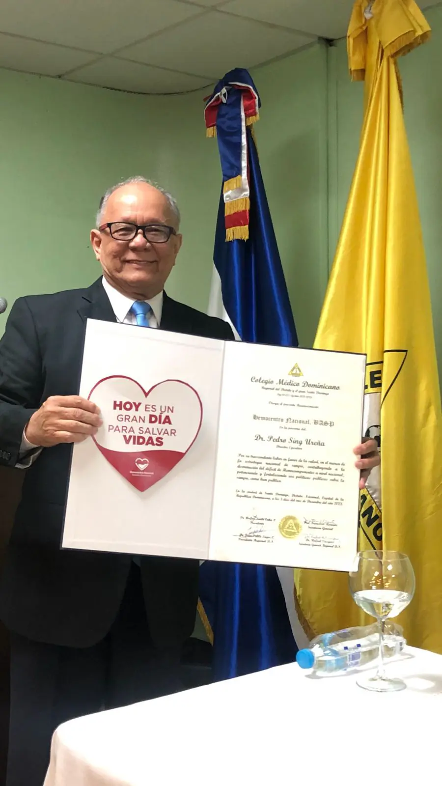 El Colegio Médico reconoce aportes del Hemocentro Nacional