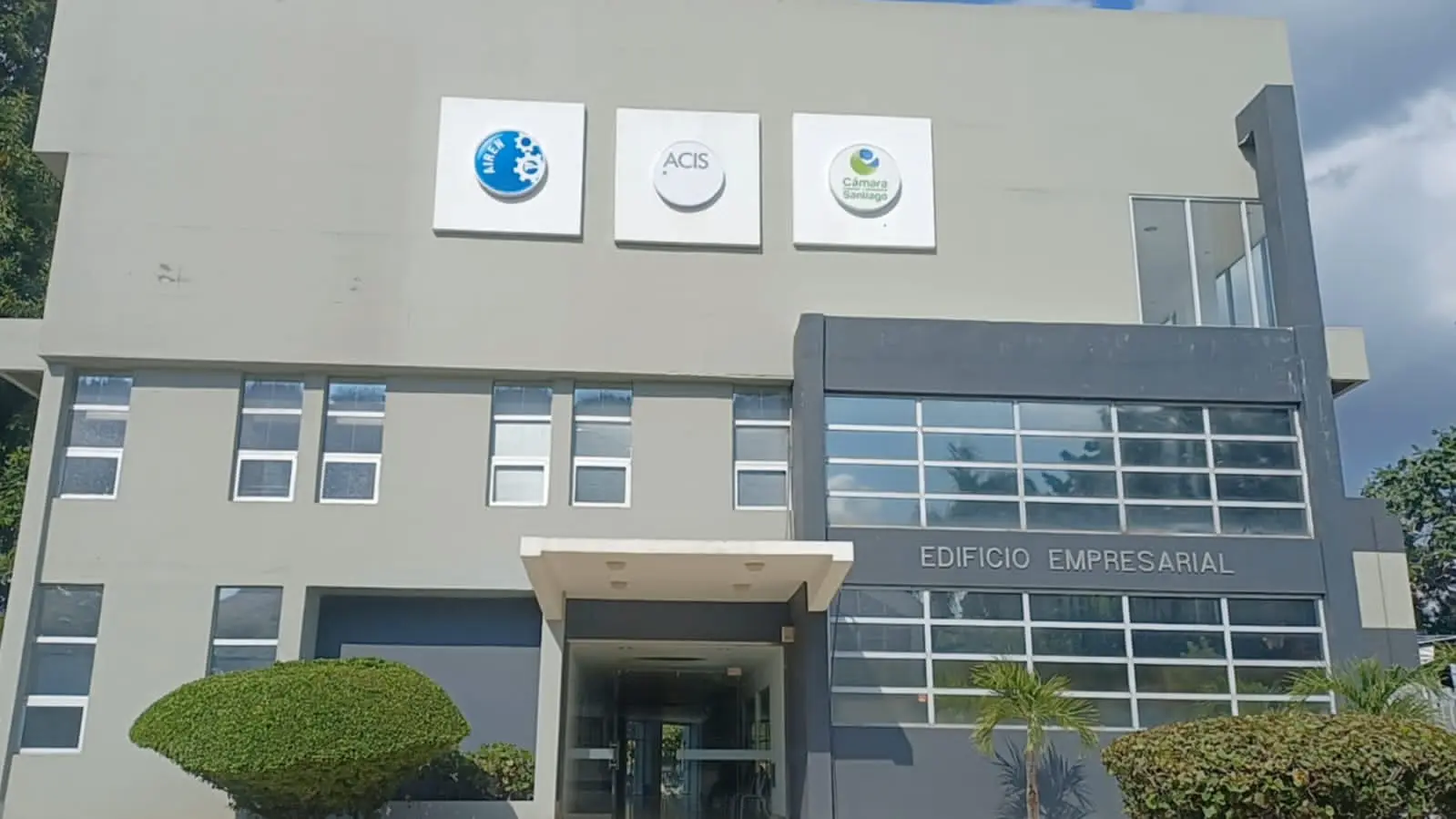 Empresariado Santiago considera necesidad proyectos aguas residuales