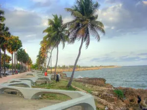 Ambiente mayormente soleado con chubascos aislados para este viernes