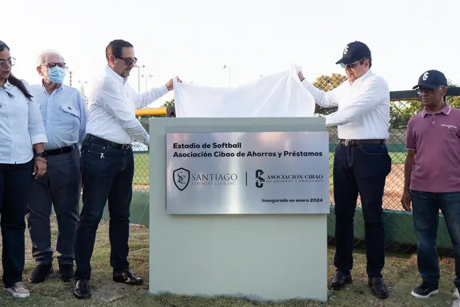 Santiago Country Club inaugura estadio de softball Asociación Cibao de Ahorros y Préstamos 