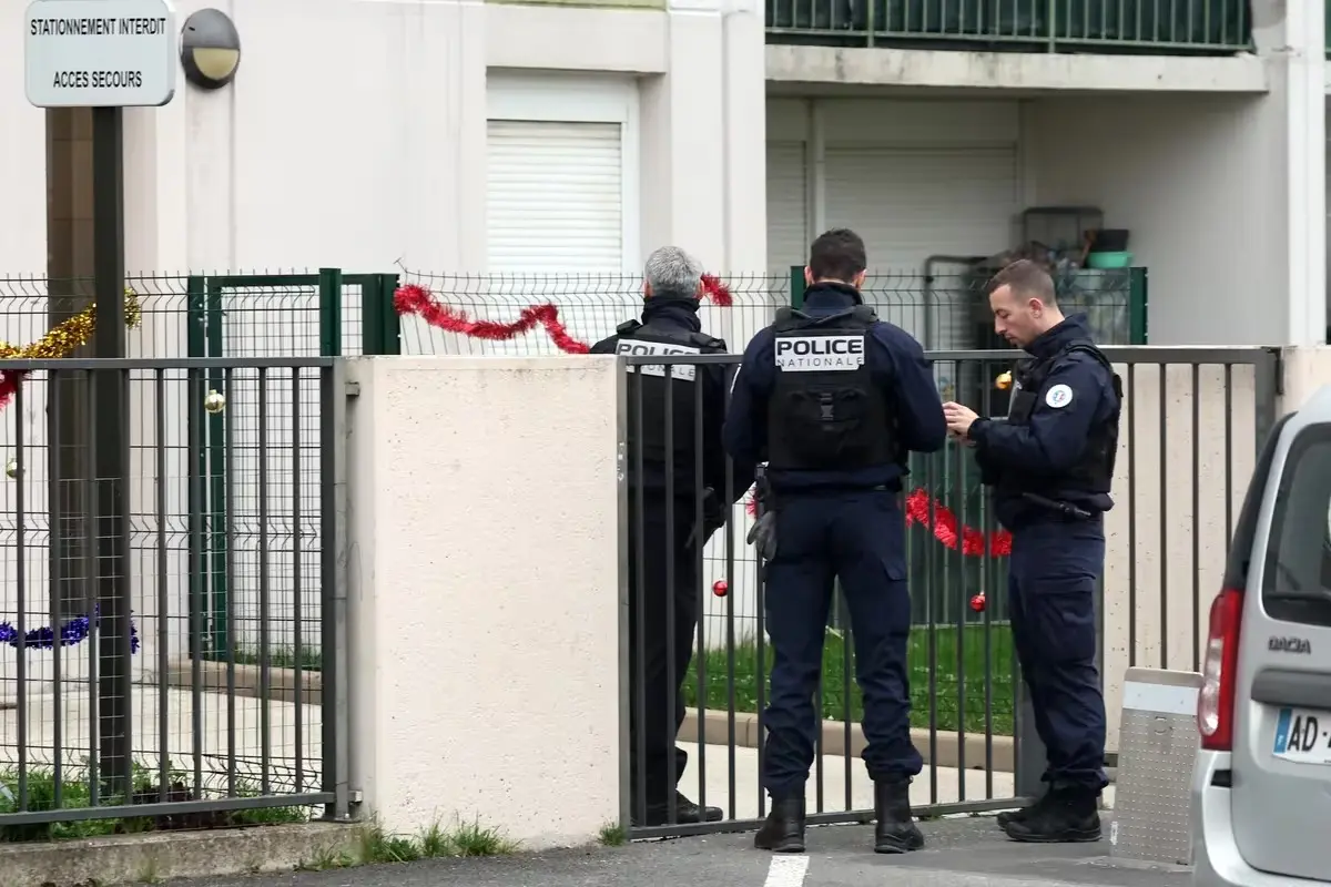 Un niño de 9 años vivió solo durante 2 años en Francia