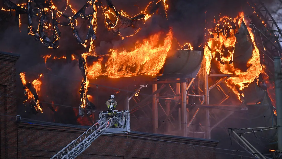 Incendio en un parque de atracciones de Suecia