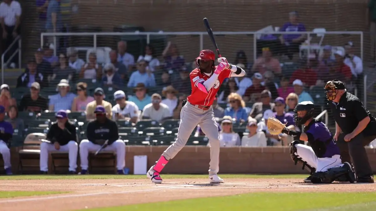 Elly de la Cruz pega un gran jonrón de 470 pies en Spring Training