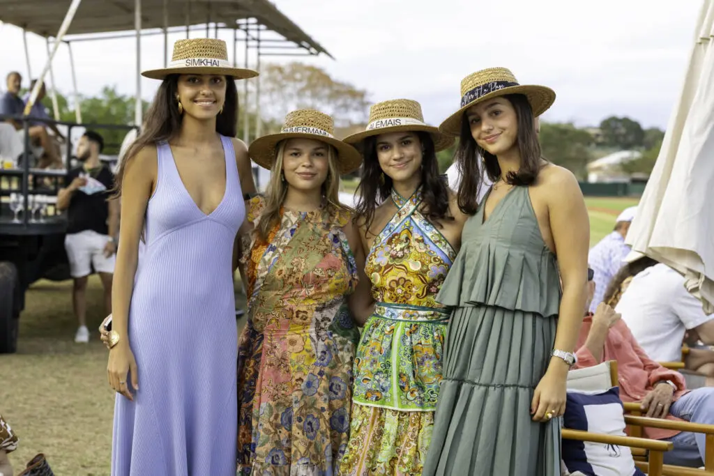 Emma Widman, Isabel Domínguez, Isabella De León y Valentina Butice.