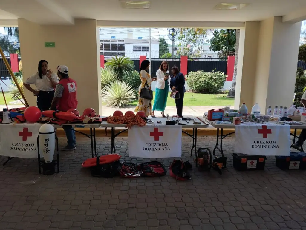 La Cruz Roja habilita su banco de sangre con 600 pintas para el asueto Semana Santa 2024
