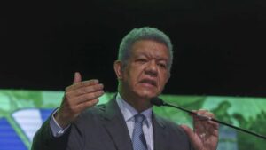 Leonel se compromete a acabar con el descontrol de precios de Abinader, como lo hizo en el 2004