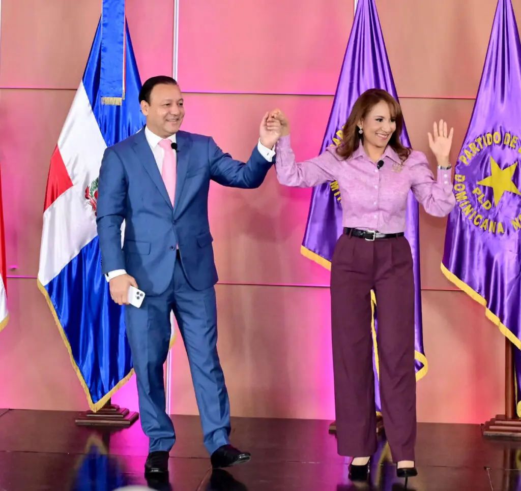 Abel y Zoraima explican Deuda Cero, Chichí Seguro, Calle Libre y otros
