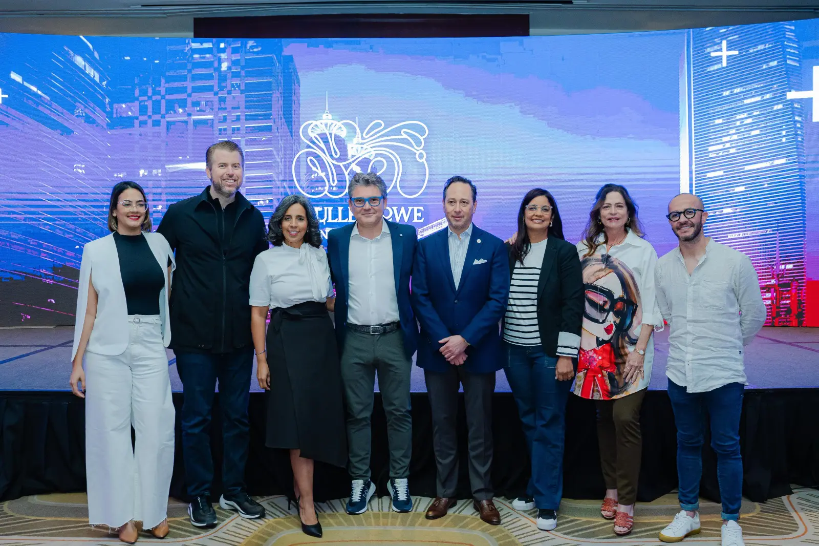 Carolina Jansen, Juan Fabian, Claudia Montas, Marc Vidal, Ricardo Ginebra, Claudia Gómez, Nonora Elmudesi y Juan Valencia. FUENTE EXTERNA