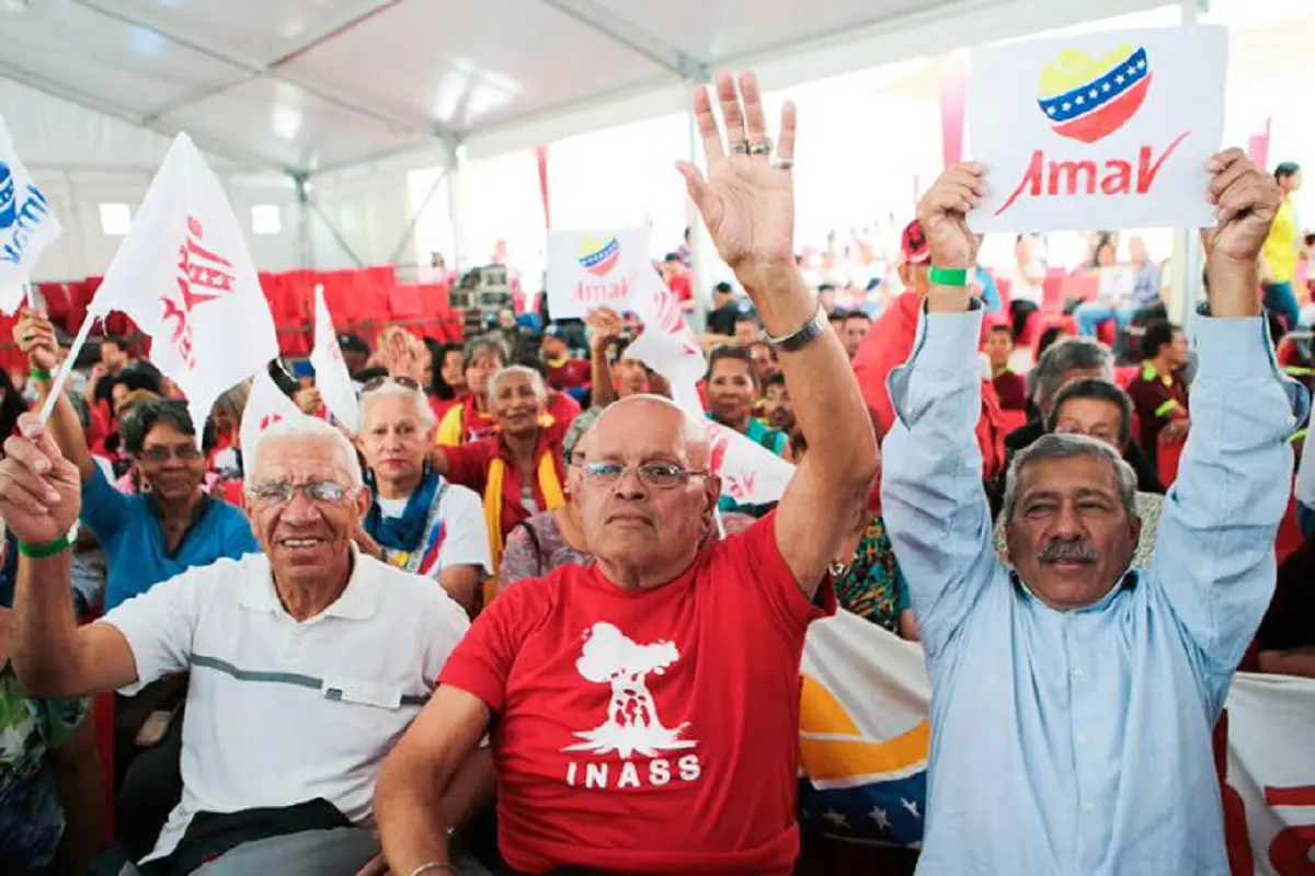 Llegó el PAGO para PENSIONADOS de 100% Amor Mayor de Mayo 2024