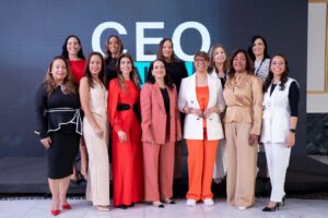 Quenia Abreu, Luchy Álvarez, Luisanna Sánchez, Patricia Luciano, Rayvelis Roa, Diana Zuluaga, Mireya Arias, Indhira Báez , Liliana Carrillo, Amarilis Durán, Mildia Francisco y Melissa Hernández. FUENTE EXTERNA