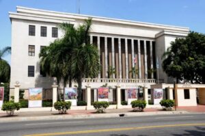 Fachada del Ministerio de Educación de la República Dominicana (Minerd)