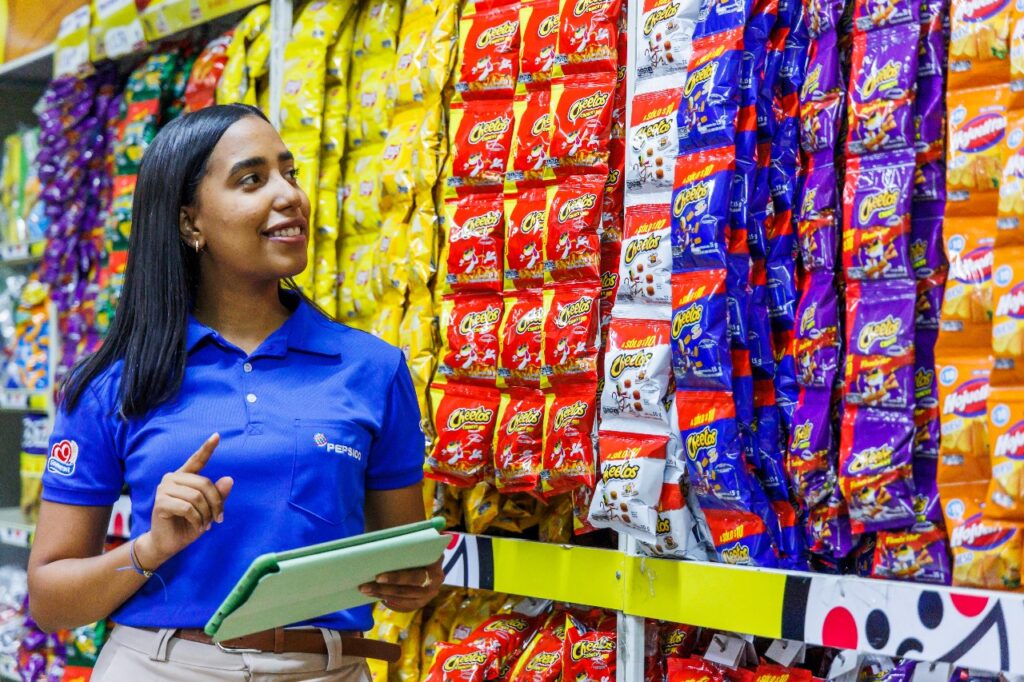 Mujeres en el área de ventas