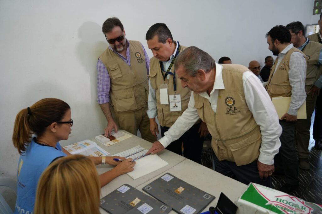 Elecciones en República Dominicana EN VIVO: cierran urnas e inicia conteo