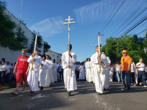 Eucaristía de Corpus Christi en Santiago llama a 