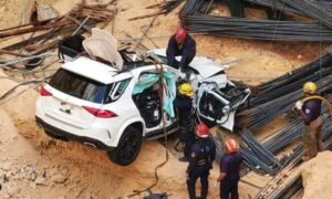 Imagen del accidente en la intersección de la Roberto Pastoriza y la José Tapia Brea, donde murieron dos personas