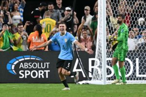 Copa América: Uruguay tumbó a Brasil y Colombia a Panamá